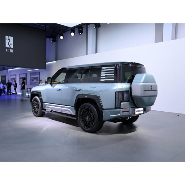BYD Yangwang U8