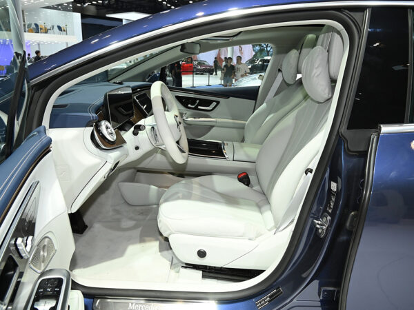 Mercedes-Benz EQE