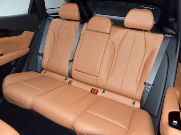 Geely Boyue L DCT Jinxiu