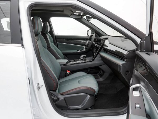 Geely Boyue 1.5TD Zhilian+
