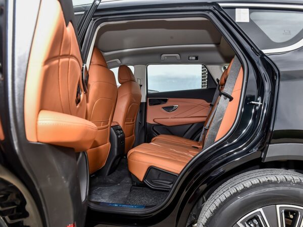 Jetour X70 PLUS 2025 Luxury Edition 7-seater