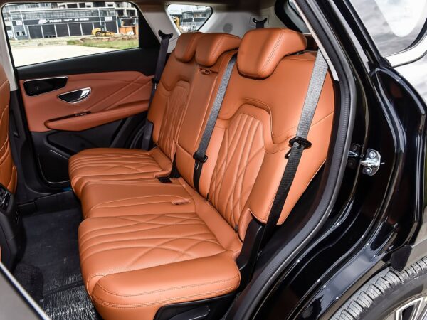 Jetour X70 PLUS 2025 Luxury Edition 7-seater
