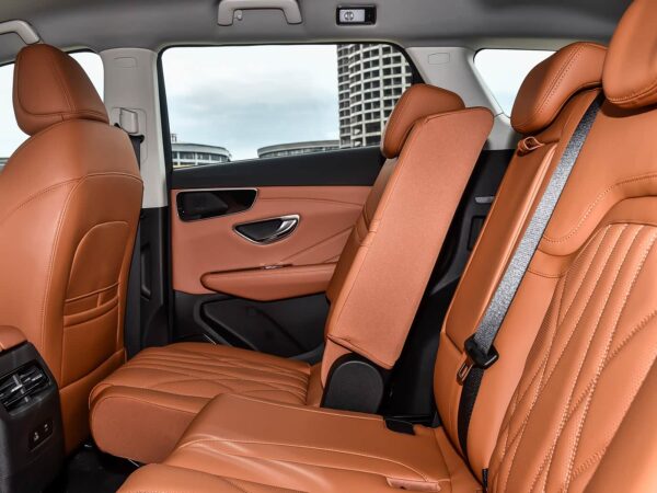 Jetour X70 PLUS 2025 Luxury Edition 7-seater