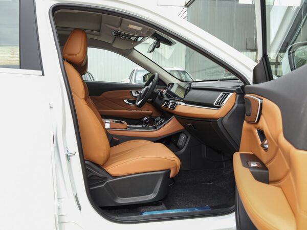Jetour X70 PLUS 2025 Luxury Edition 5-seater