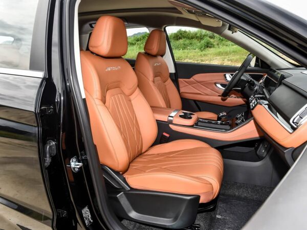 Jetour X70 PLUS 2025 Luxury Edition 7-seater