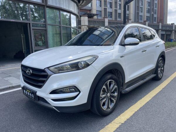 2016 model Hyundai Tucson