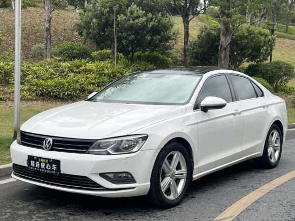 2017 model Volkswagen Lamando
