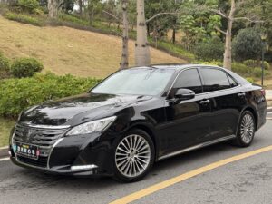 2018 model Toyota Crown