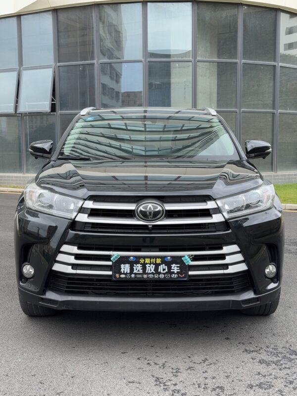 2020 model Toyota Highlander