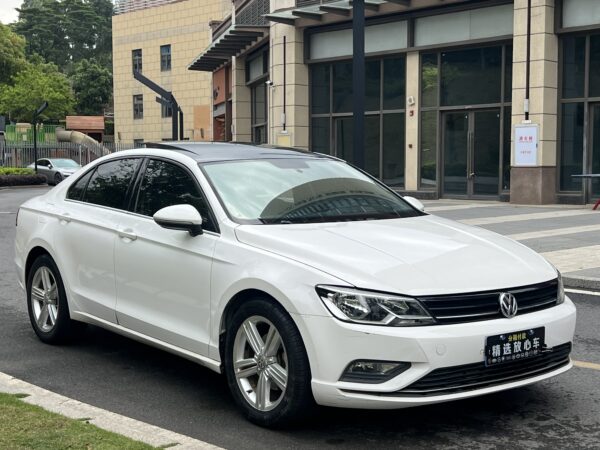 2017 model Volkswagen Lamando