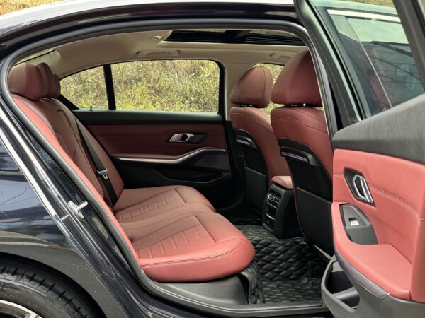 2021 model BMW 3 Series
