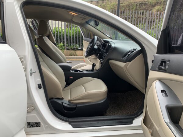 2017 model Kia K5