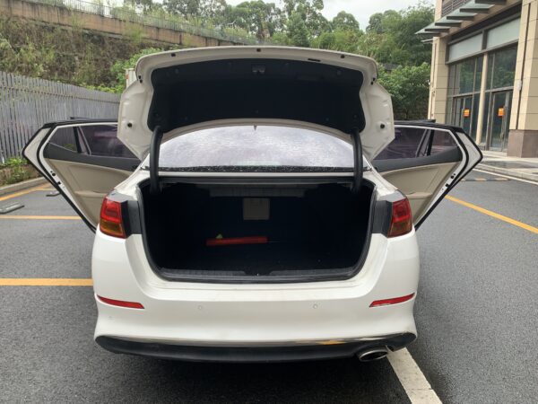 2017 model Kia K5