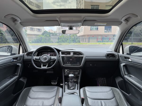 2021 model Volkswagen Tiguan L
