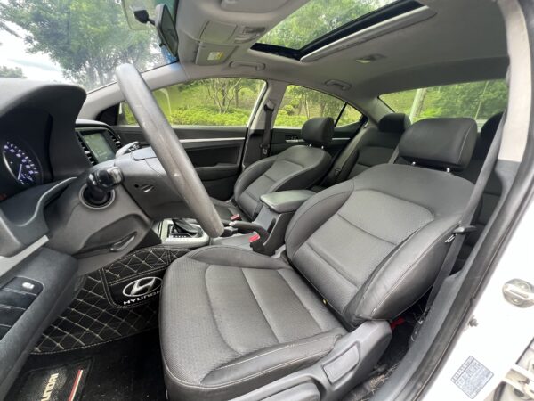 2017 model Hyundai Elantra