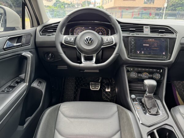 2021 model Volkswagen Tiguan L