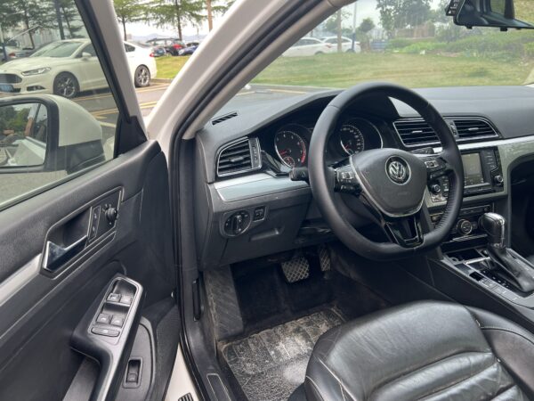 2017 model Volkswagen Lamando
