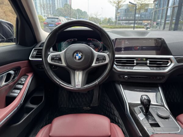 2021 model BMW 3 Series