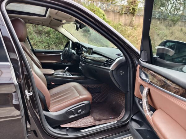 2016 model BMW X5