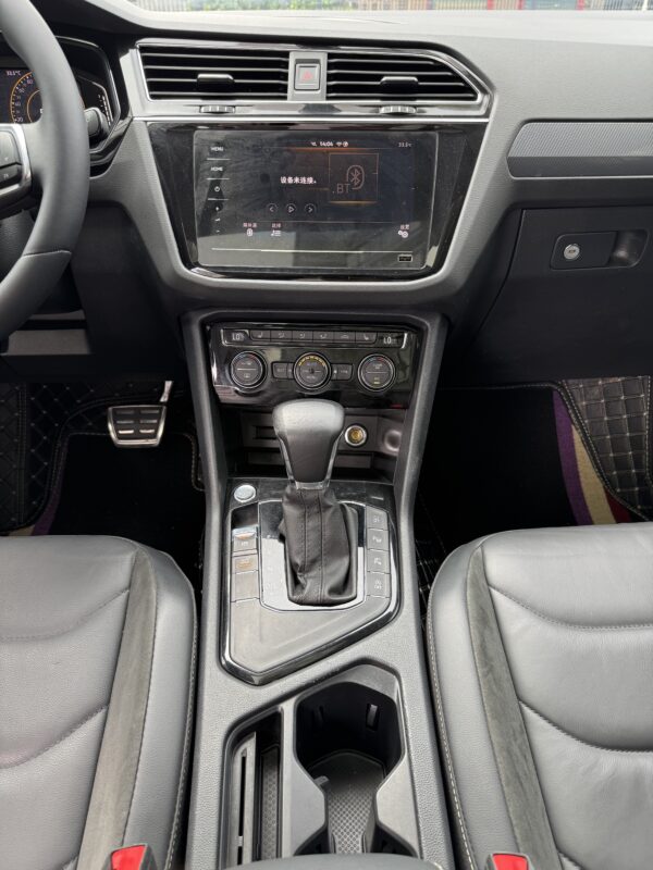 2021 model Volkswagen Tiguan L