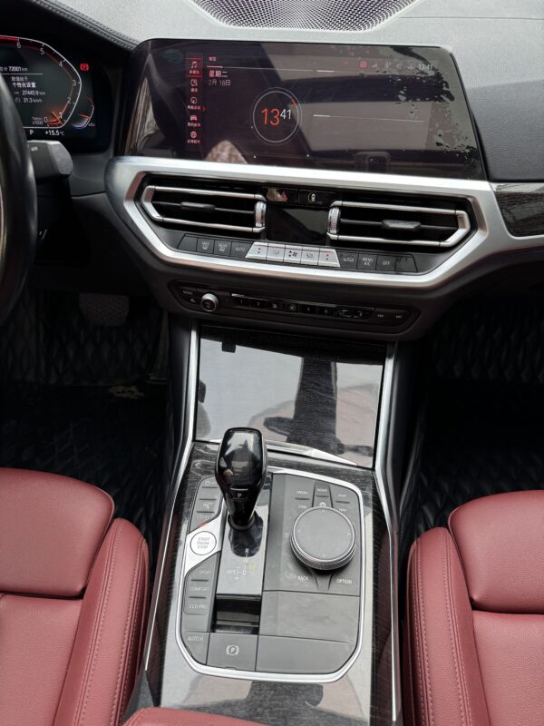 2021 model BMW 3 Series