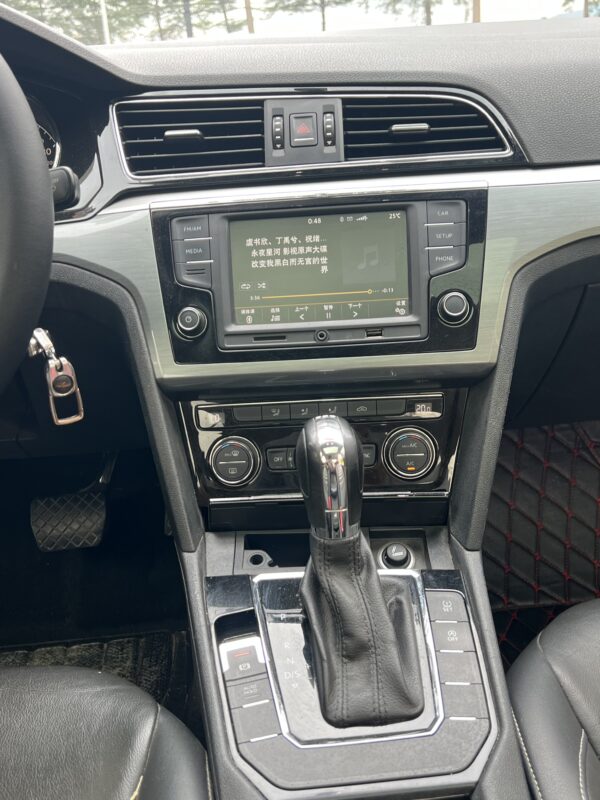 2017 model Volkswagen Lamando