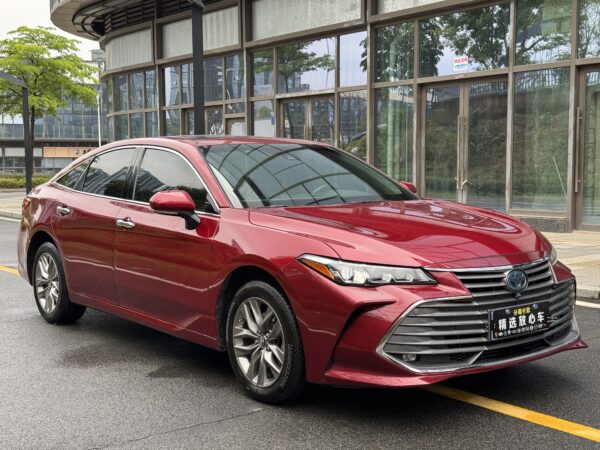 2020 model Toyota Avalon