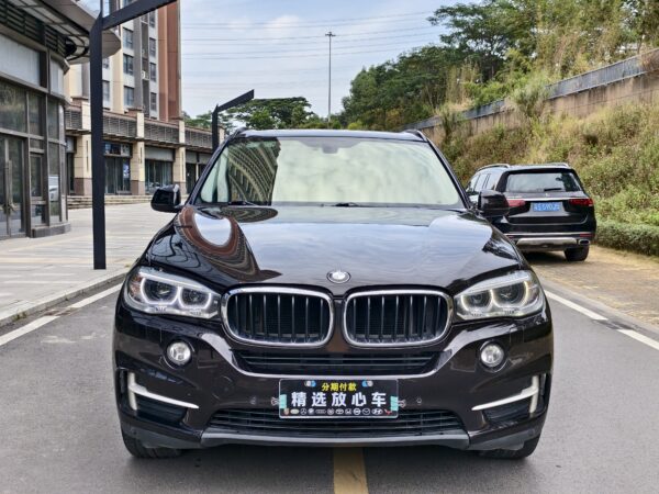 2016 model BMW X5