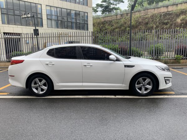 2017 model Kia K5