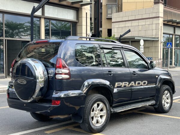2003 model Toyota Pardo