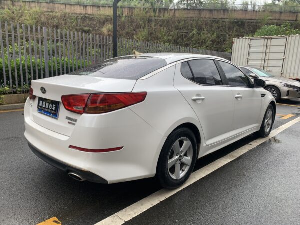 2017 model Kia K5