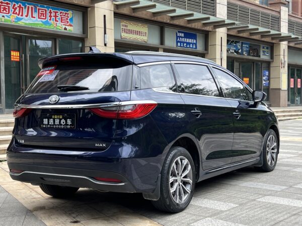 2019 BYD Song MAX