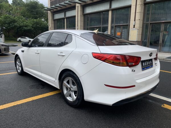 2017 model Kia K5
