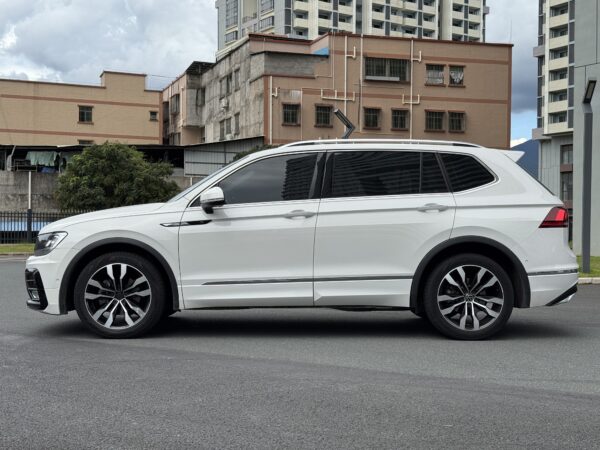 2021 model Volkswagen Tiguan L