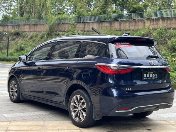 2019 BYD Song MAX