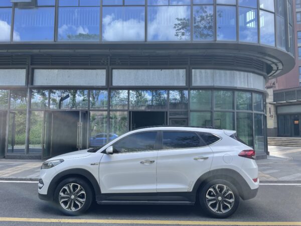 2016 model Hyundai Tuscon