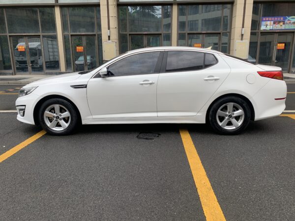 2017 model Kia K5