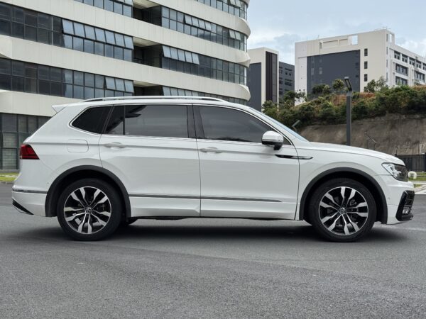 2021 model Volkswagen Tiguan L