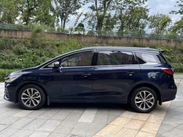 2019 BYD Song MAX