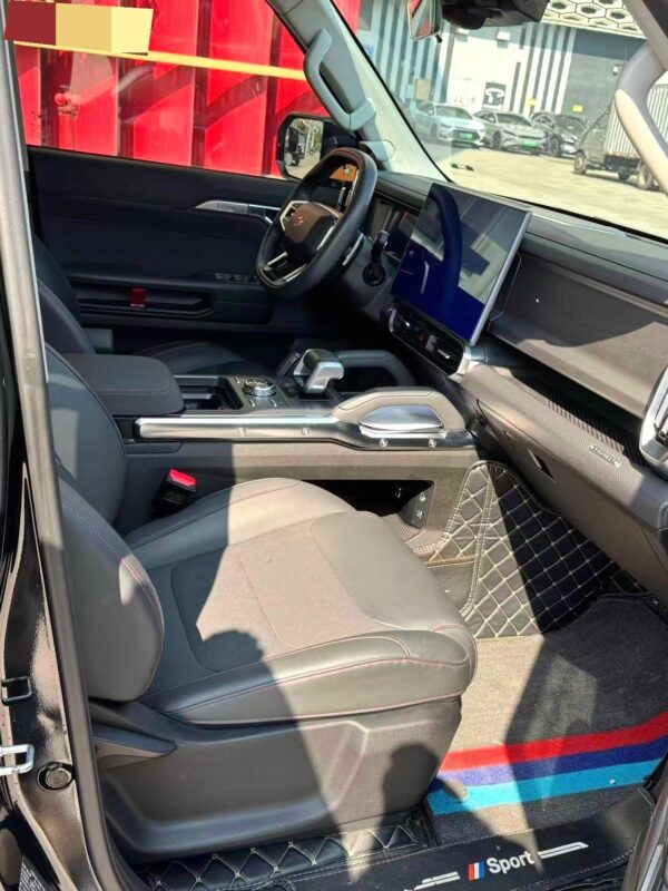 2023 JETOUR Traveler 2.0T