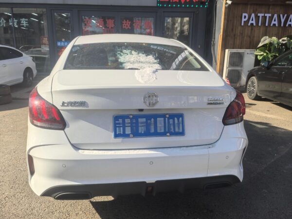 2025 MG 5 1.5 180DVVT