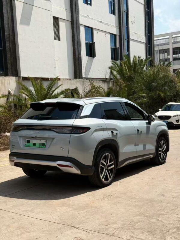 2024 BYD song L DM-i