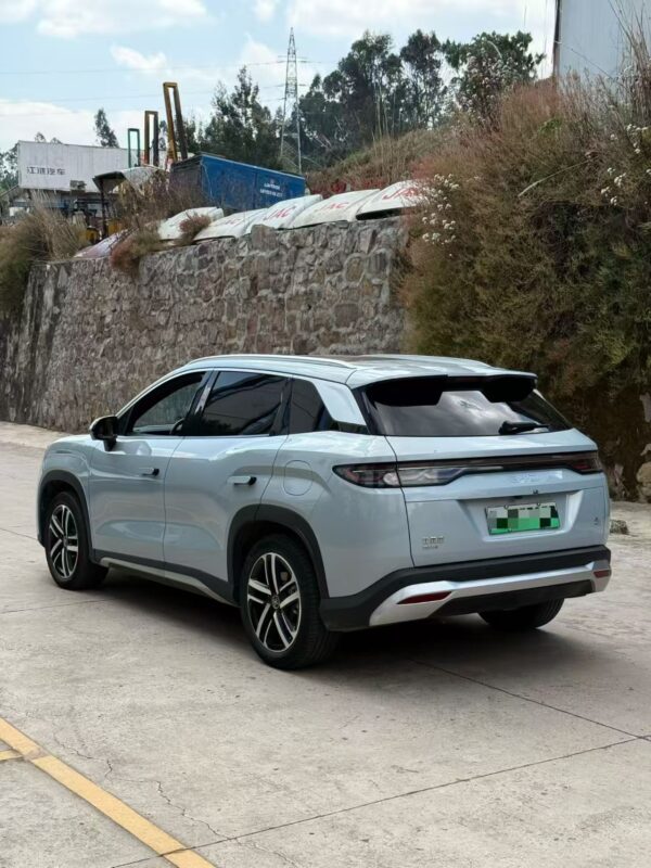 2024 BYD song L DM-i