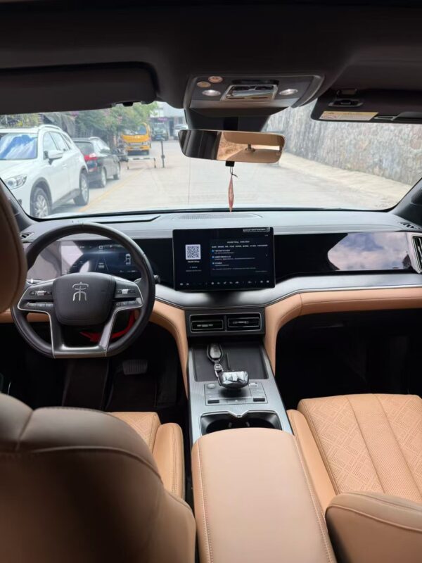 2024 BYD song L DM-i